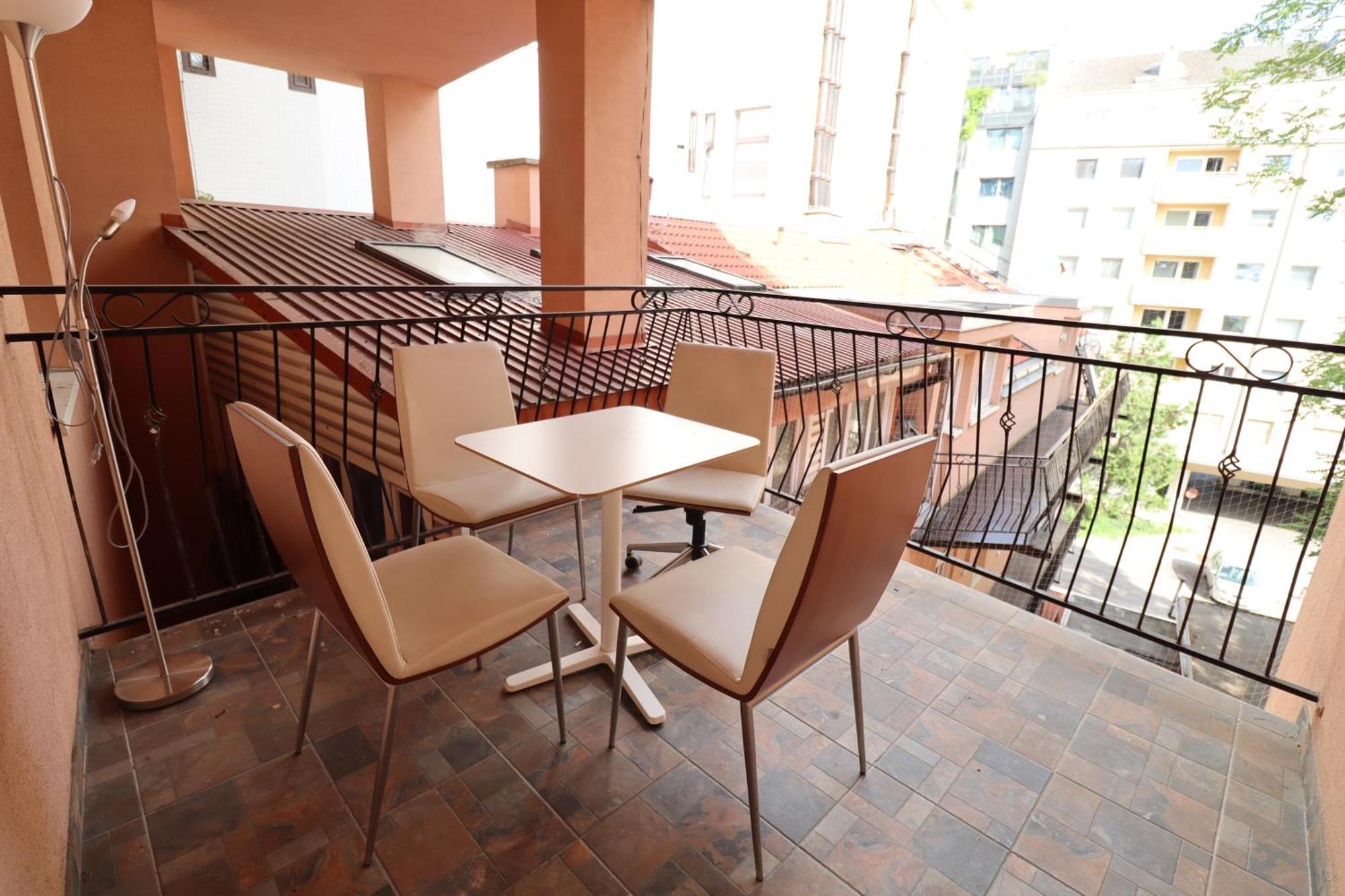 אפרטהוטל Grey Palazzo 1050 וינה מראה חיצוני תמונה